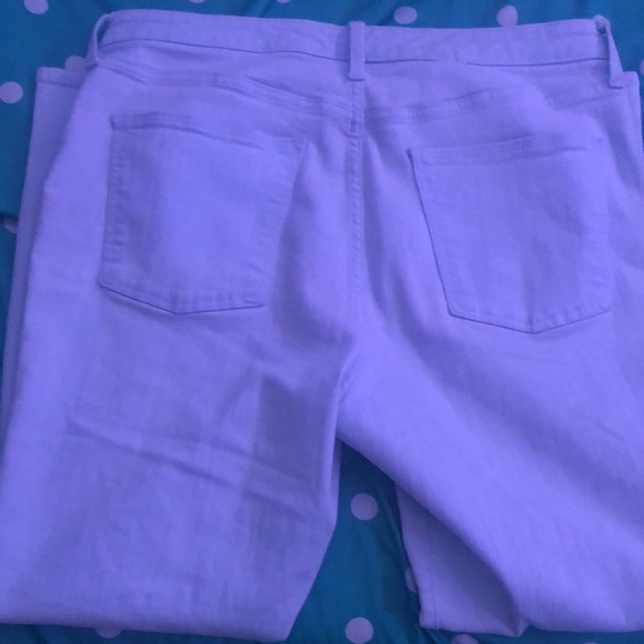 Universal Thread Jeans - Picture 4 of 5